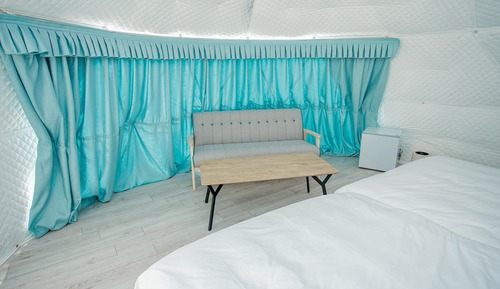 Tienda, no fumadores (Twin Dome, Outside Hot Tub, FreeWi-Fi)