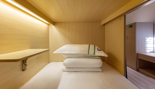 Dormitorio compartido económico