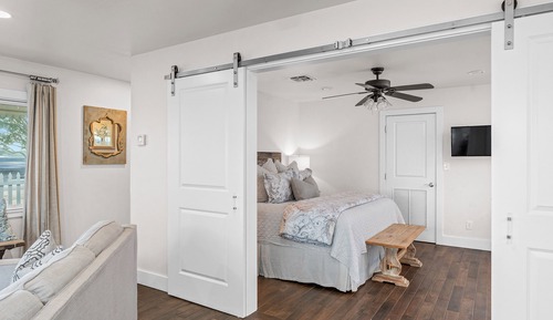 Casa, 1 cama de matrimonio grande con sofá cama, bañera de hidromasaje