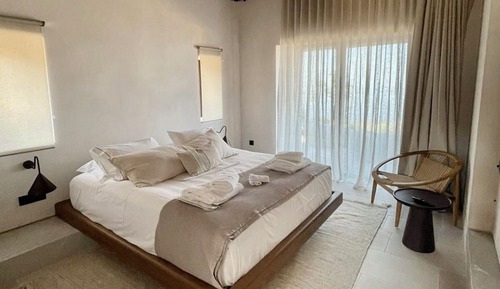 Villa Deluxe