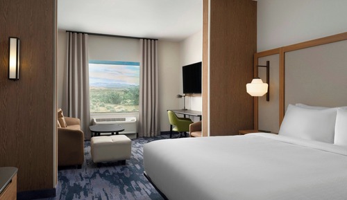 Suite, 1 cama de matrimonio grande con sofá cama