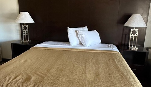 Habitación económica, 1 cama de matrimonio grande