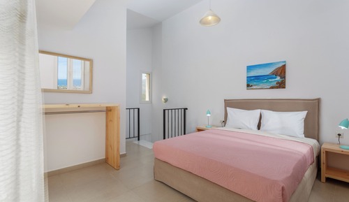 Blue Villa 4-Bedrooms