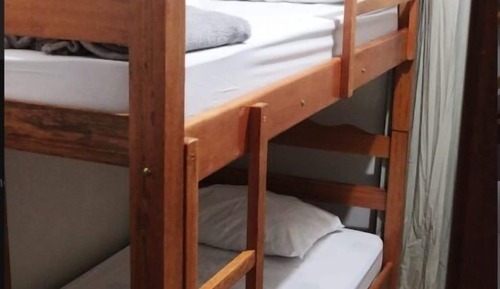 Habitación básica con 1 cama doble o 2 individuales
