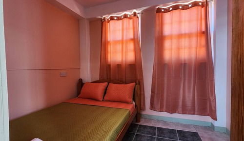 Apartamento, 2 habitaciones, balcón, vistas a la ciudad