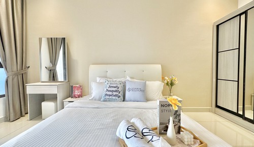 Ático Confort, 4 habitaciones, no fumadores, vistas a la ciudad
