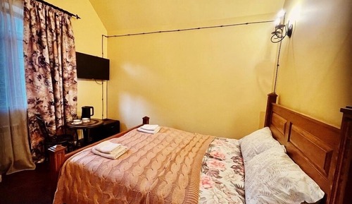 Habitación clásica doble, 1 cama doble, junto a la montaña