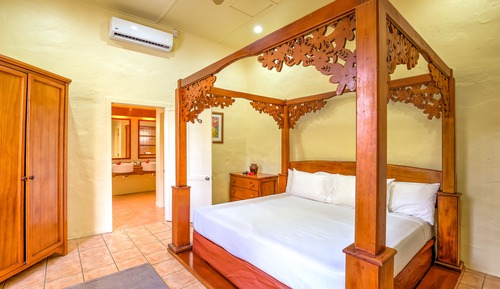 3-Bedroom Private Pool & Spa Villa (Lime Blossom)