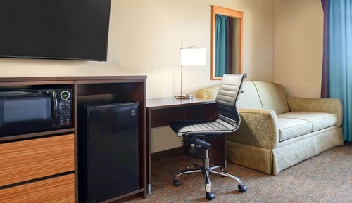 Suite estudio, 2 camas de matrimonio, no fumadores