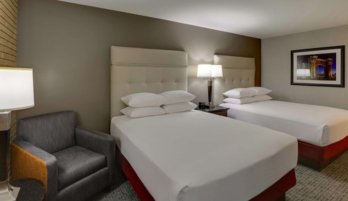 Suite, 2 camas de matrimonio, frigorífico y microondas (2 Rooms, Sofabed)