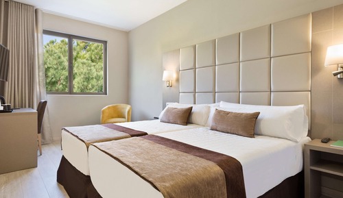 Habitación Business doble de uso individual, 2 camas individuales, vistas al jardín