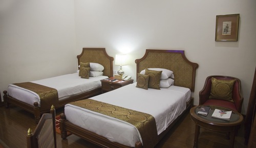 Habitación superior, 1 cama individual, vistas al jardín (Charm)