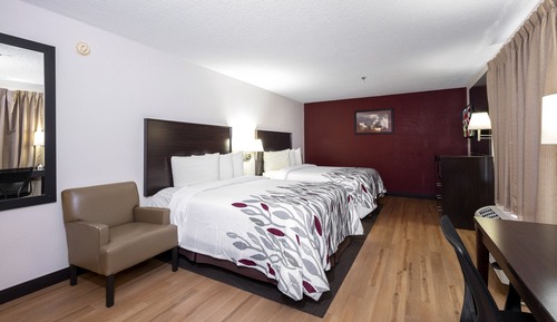 Habitación Deluxe, 2 camas de matrimonio, accesible para personas con discapacidad (Smoke Free)