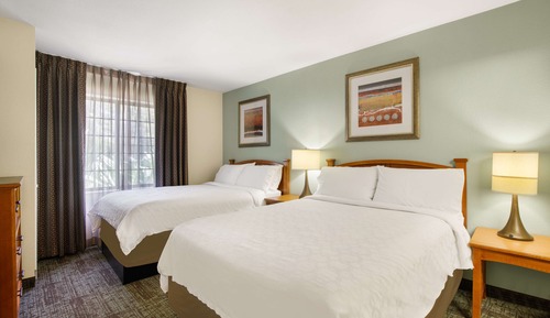 Suite, 1 cama de matrimonio (Mobility Roll in Shower One Bedroom)