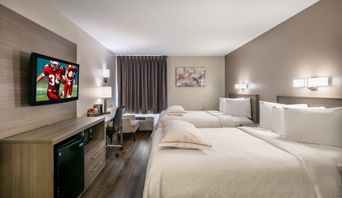 Habitación Premium, 2 camas dobles (Upgraded Bedding & Snack, Smoke Free)