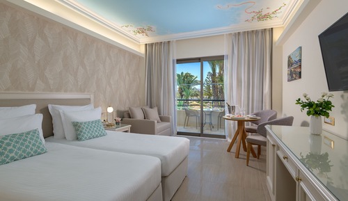 Habitación estándar, vistas parciales al mar