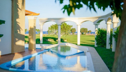 Villa presidencial, piscina privada, vistas al mar