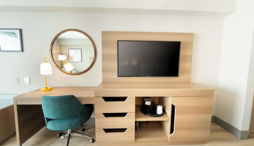 Habitación, varias camas, frigorífico