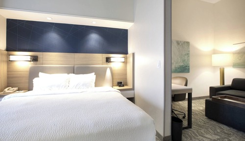 Estudio, 1 cama de matrimonio grande con sofá cama