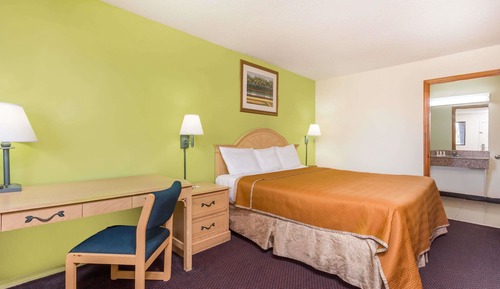 Habitación estándar, 1 cama de matrimonio grande, fumadores, frigorífico y microondas