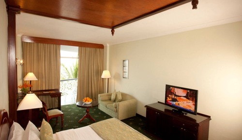 Direct Ocean View King 