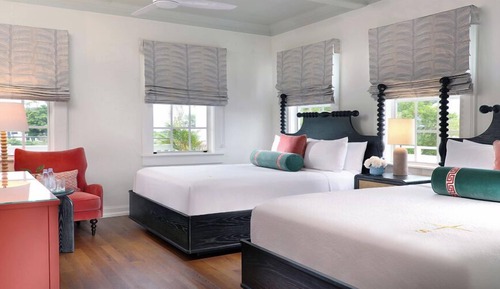 Avalon Two Queen, Adults Only, Breakfast Included
