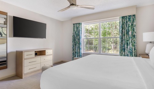 Suite, 2 habitaciones (Roll-In Shower)