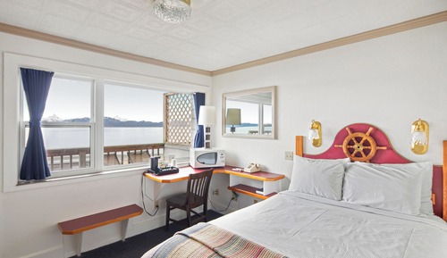 Habitación económica, vistas a la bahía