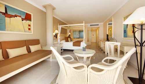 Suite junior (Superior)