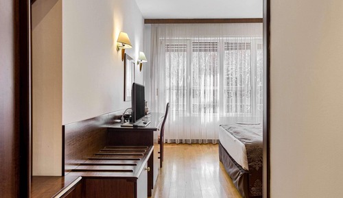 Habitación superior, 1 cama de matrimonio, no fumadores