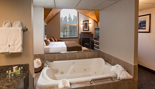 Suite, 1 cama de matrimonio grande, bañera de hidromasaje