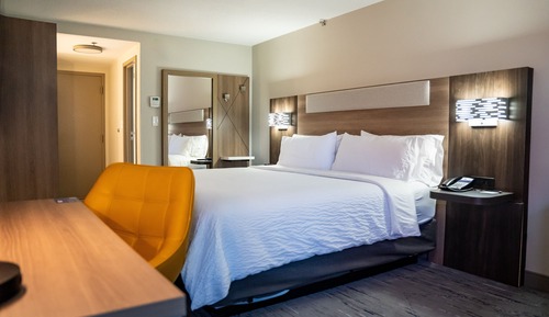 Suite, 1 cama de matrimonio grande con sofá cama (Walk-In Shower)