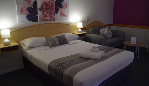 Habitación Deluxe, 1 cama de matrimonio, planta baja