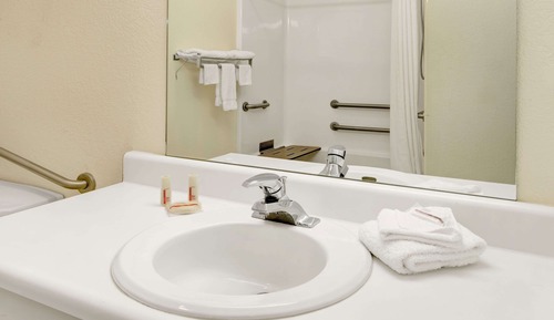 Habitación, 2 camas de matrimonio, accesible para personas con discapacidad