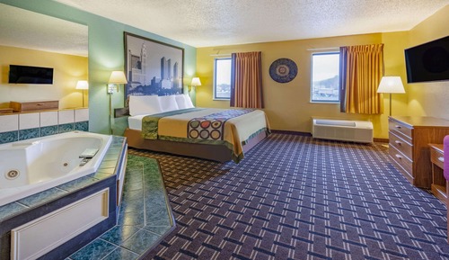Suite estudio, 1 cama de matrimonio grande, no fumadores, bañera de hidromasaje
