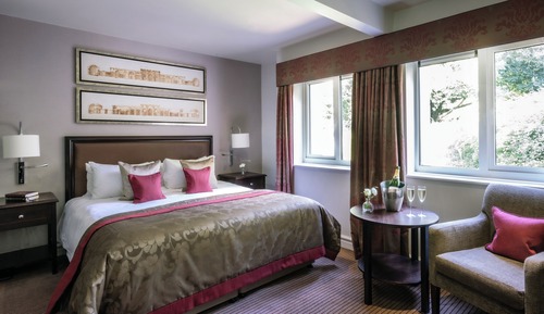Executive King Bedded room in Bailbrook Court