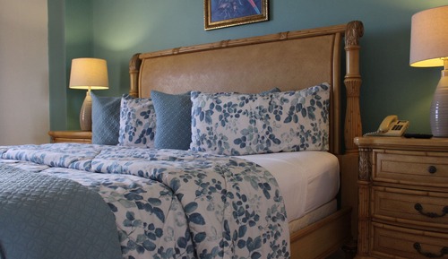 Honeymoon Suite 