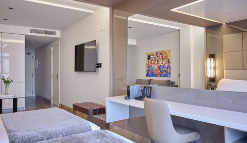Habitación familiar, vistas al jardín (Superior)