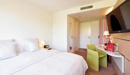 Double Room - Budget Charming Room
