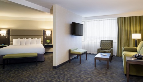 Suite (Corner King)