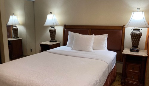 Habitación Deluxe doble, 1 cama de matrimonio, barras de apoyo en la bañera