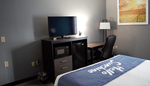 Habitación, 1 cama de matrimonio grande, frigorífico y microondas