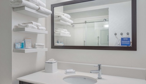 Habitación, 1 cama de matrimonio grande, accesible para personas con discapacidad, no fumadores