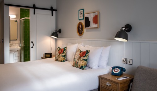 Habitación Deluxe con 1 cama doble o 2 individuales