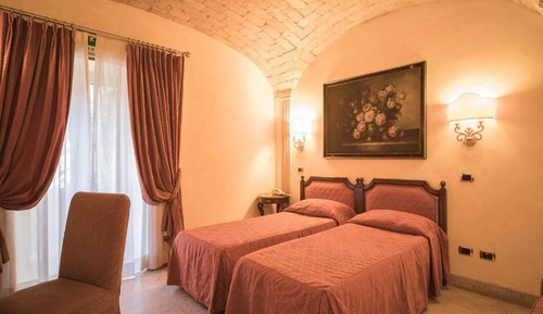 Habitación triple clásica