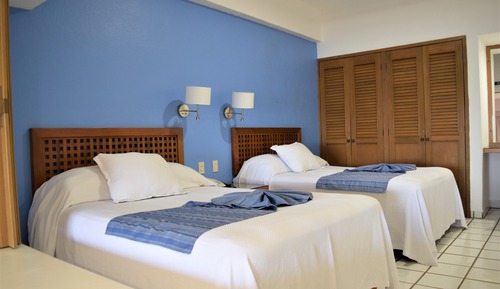 Suite, cocina básica, vistas al mar