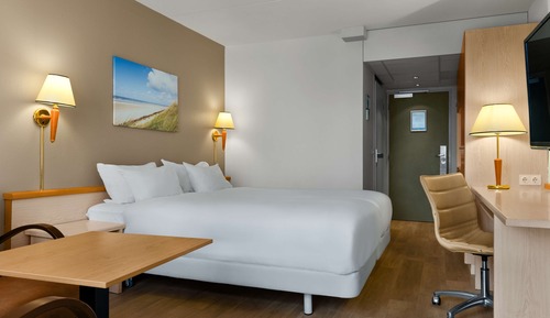Habitación superior (Extra Bed 2 adults + 1 child)
