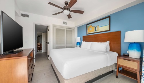 1 Bedroom with King Bed Plus