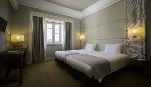 Twin Room, Park View