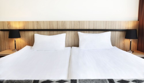 Habitación estándar con 1 cama doble o 2 individuales